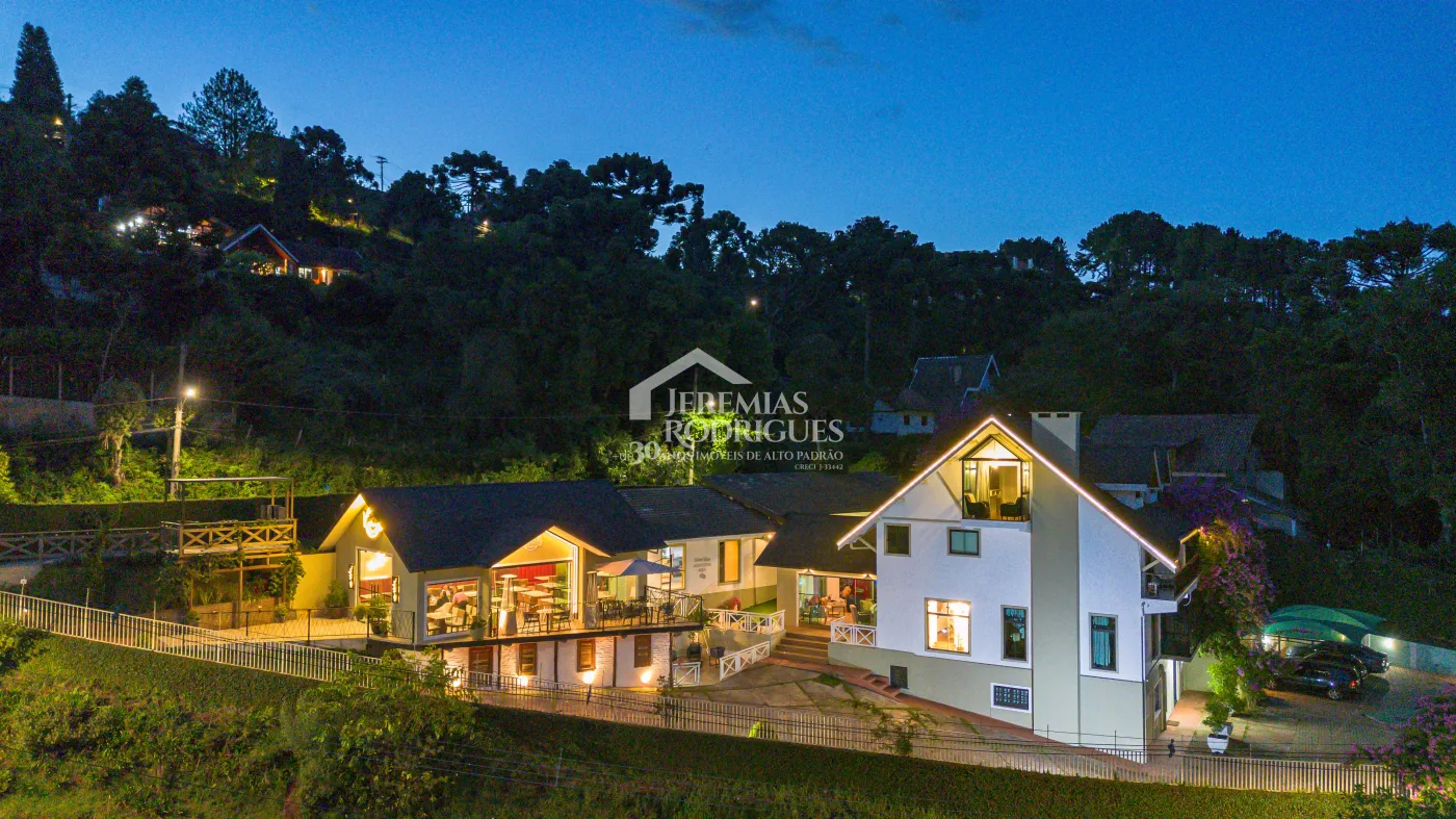 Pousada com 729 m² - Campos do Jordão/SP.