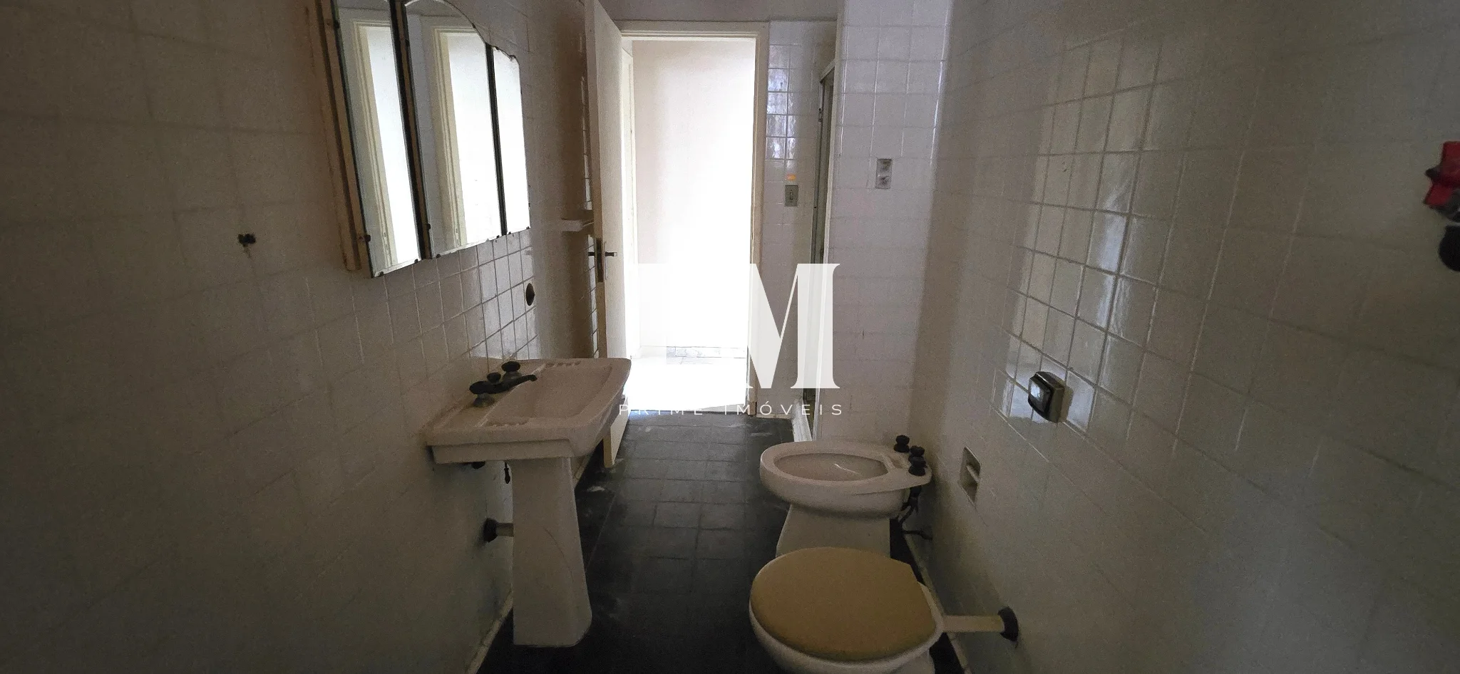 Residência Exclusiva em Centro de Terreno em Laranjeiras - foto 23