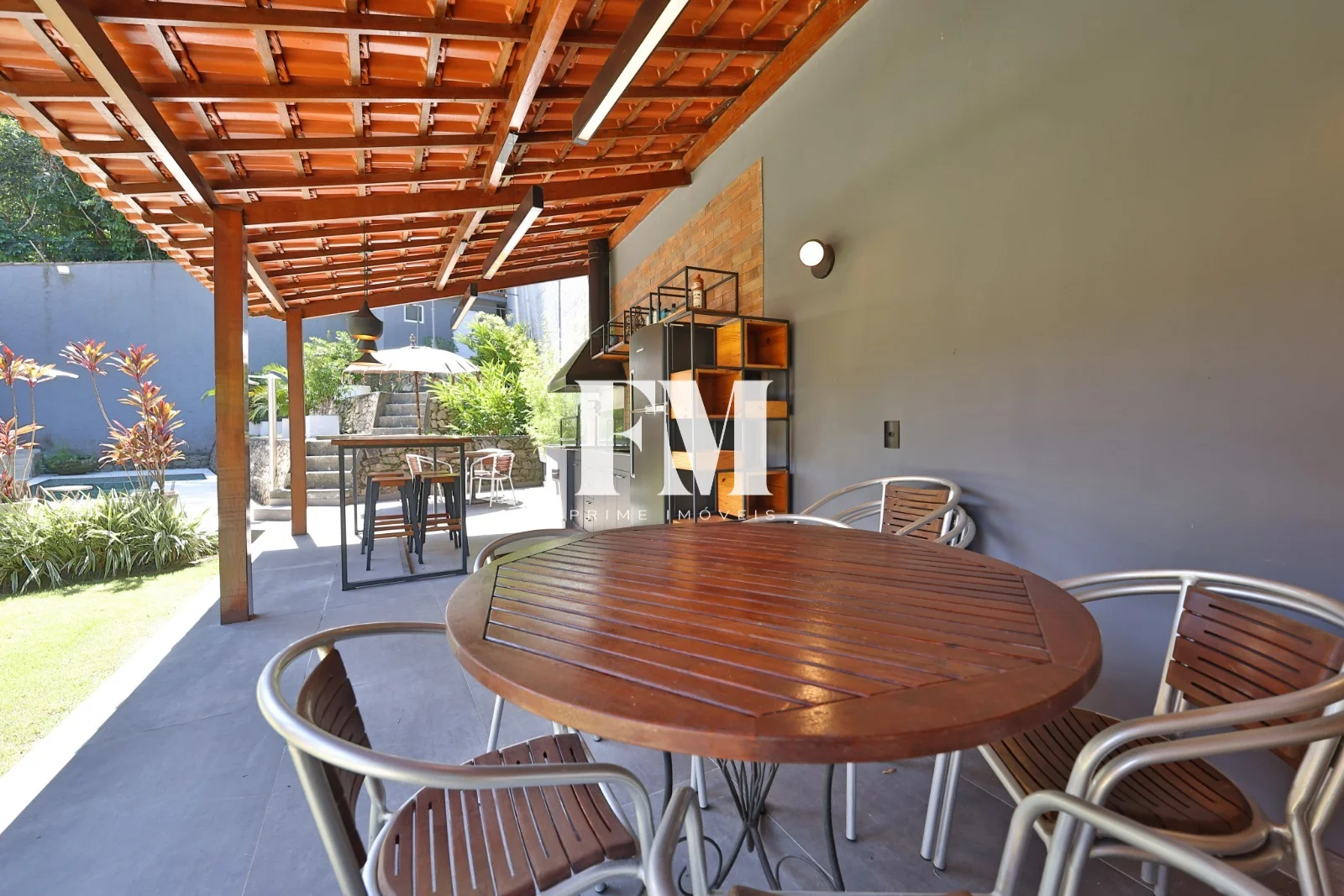 Santa Teresa | 6 Quartos (3 Suítes) | 1.100m² de Terreno com Piscina e Vista para a Natureza - foto 48