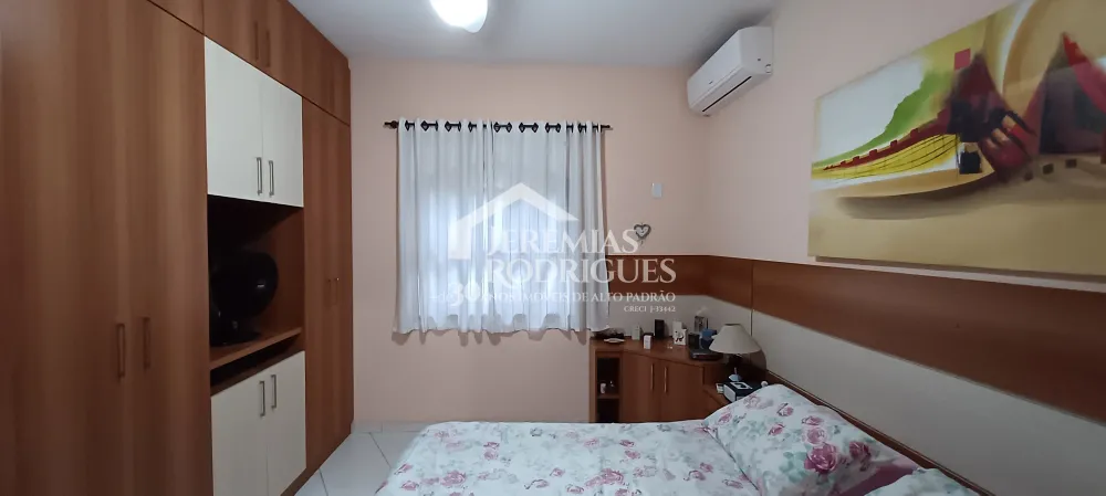 Casa com 3 dormitórios, 233 m² - Santana - Pindamonhangaba/SP