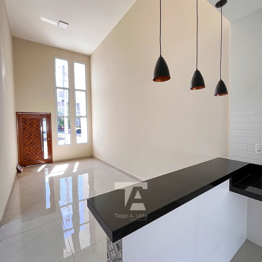 Casa térrea com 3 dormitórios à venda no Laguna Residencial em Pindamonhangaba/SP