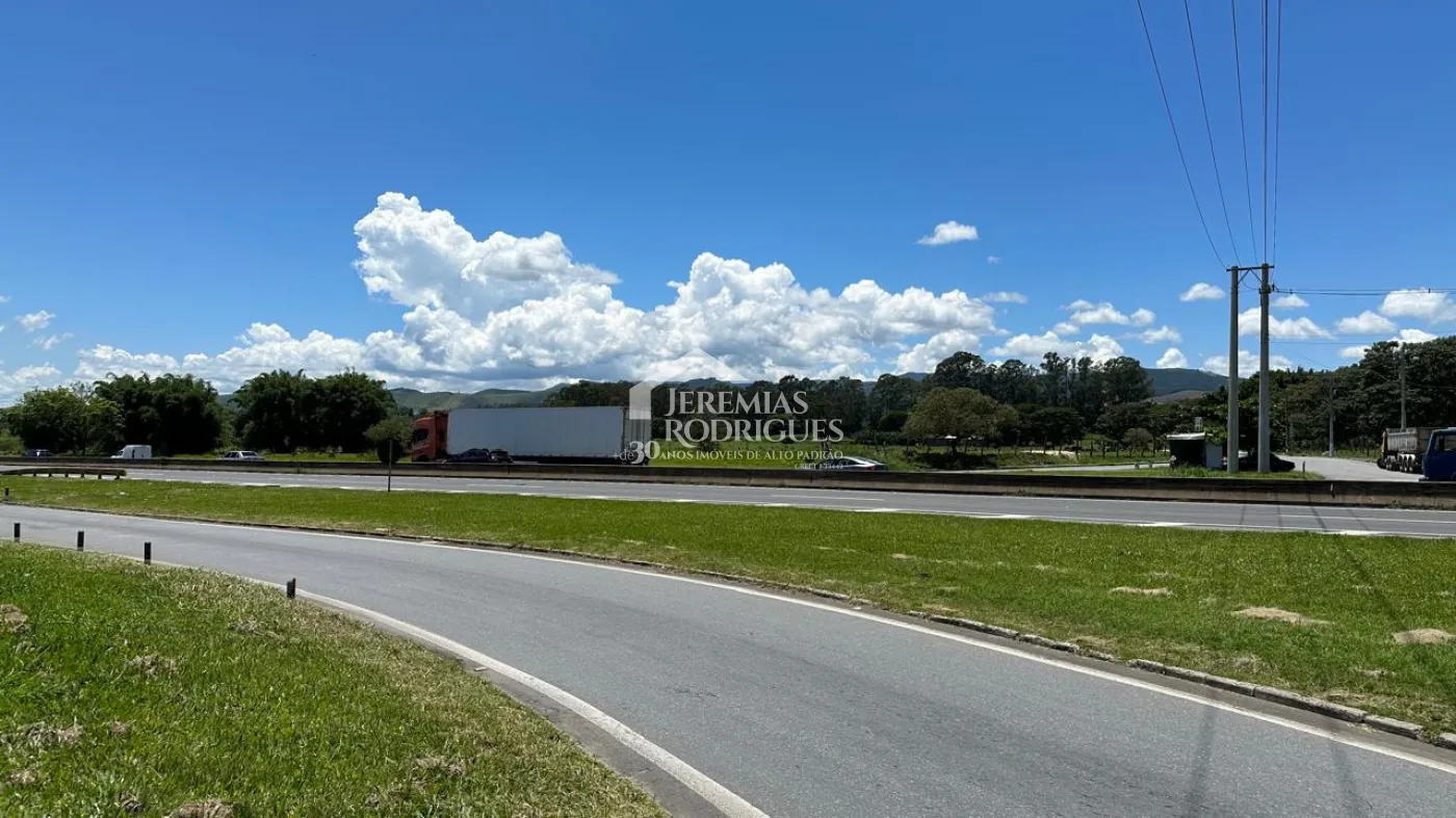 Terreno comercial de 123000 m² para alugar por R$ 30.000,00 - Pindamonhangaba/SP
