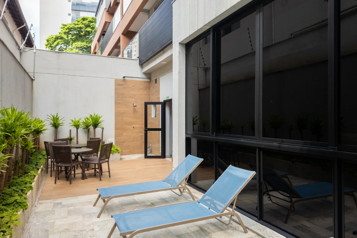 Studio mobiliado 43 m² | 700 m do metrô Praça da Árvore
