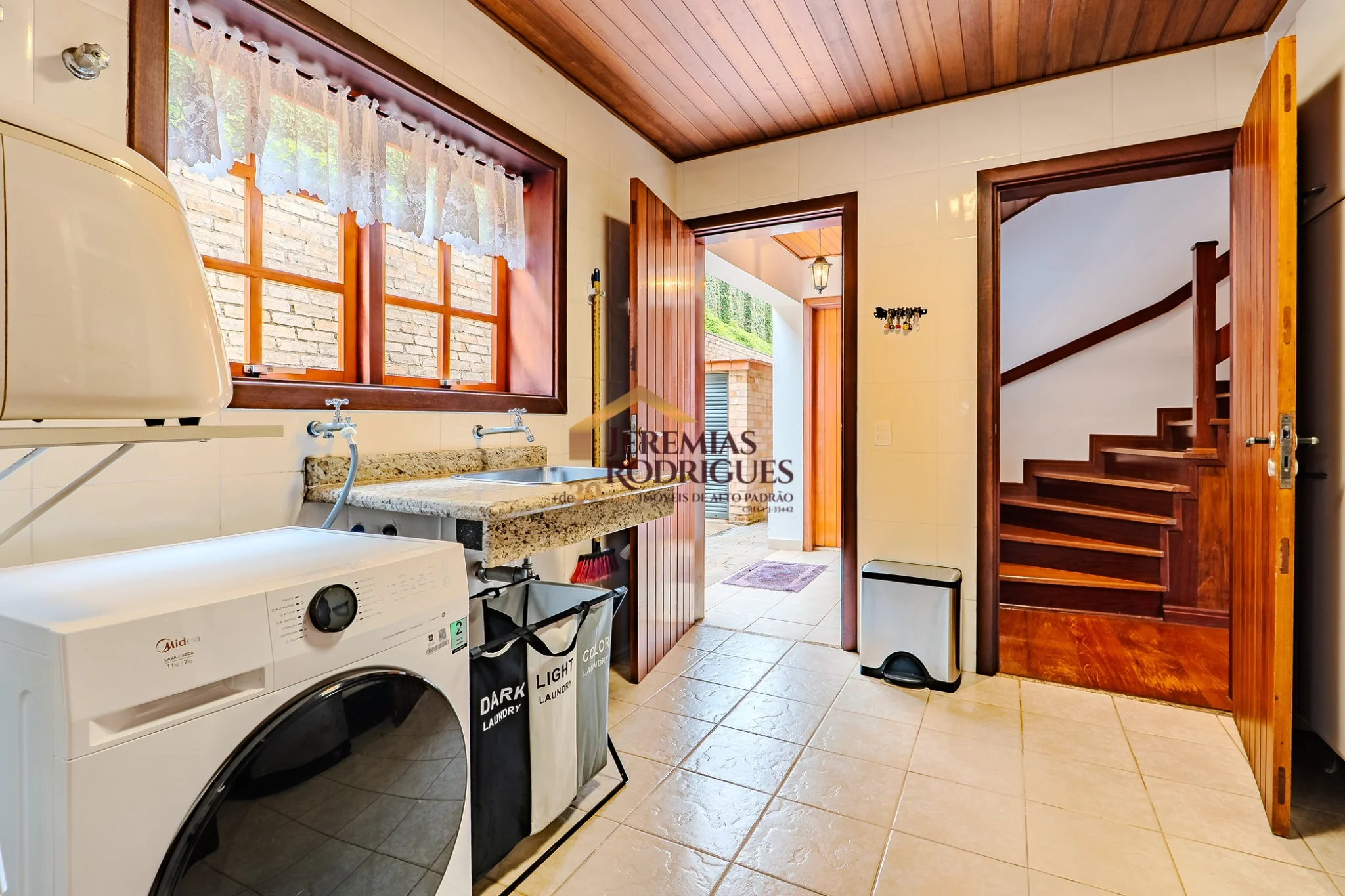 Casa à venda no Condomínio Vila Simonsen em Campos do Jordão/SP. — foto 23