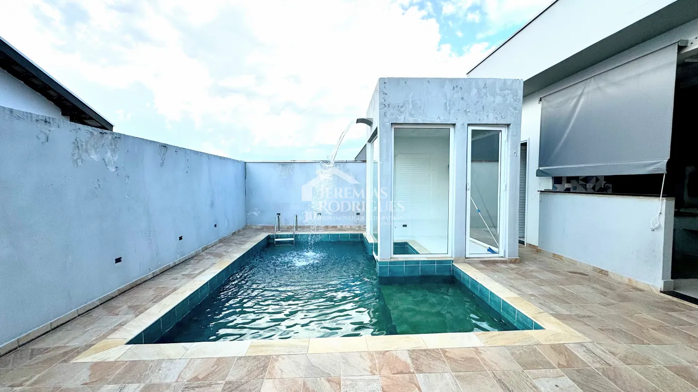 Casa para venda com 3 suítes no Condomínio Reserva dos Lagos em Pindamonhangaba/SP