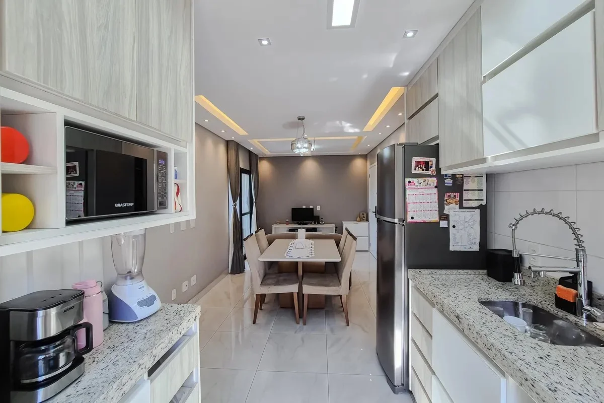 Oportunidade no Centro de SBC: Apartamento Moderno de 74m², 2 Suítes, Varanda Gourmet e 2 Vagas Livres – Abaixo do Valor de Avaliação!