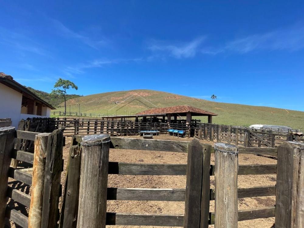 Fazenda com 2 quartos, 2.553.500 m², à venda por R$ 5.800.000- Lorena - Lorena/SP