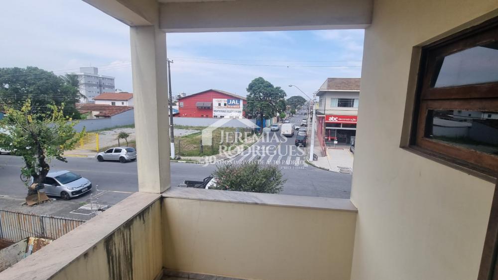 Casa com 4 dormitórios, 243 m² - Jardim Rosely - Pindamonhangaba/SP