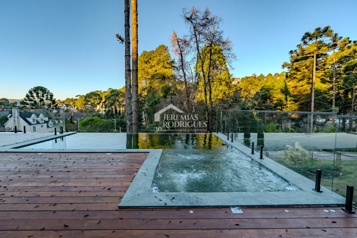 Casa de 2727 m² à venda por R$ 15.000.000,00 - Campos do Jordão/SP