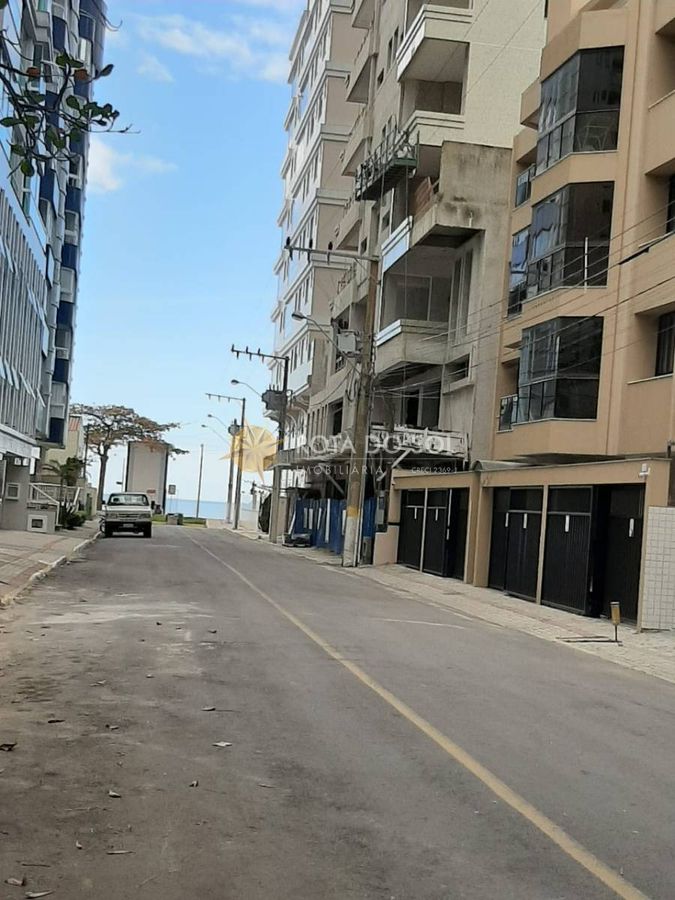 Residencial Paulo Vitor Cobertura 3 Quartos e 2 Vagas em Meia Praia Itapema SC