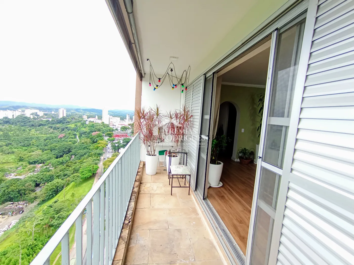 Apartamento à venda com 3 dormitórios, 149 m² - Condomínio Cabo São José em São Jose dos Campos/SP.