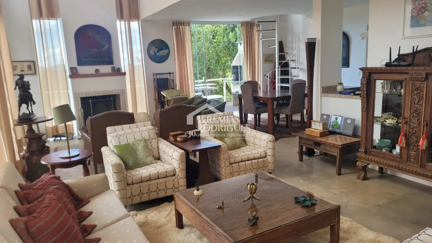 Casa para locação com 5 suítes no bairro Loteamento Por do Sol em Campos do jordão/SP
