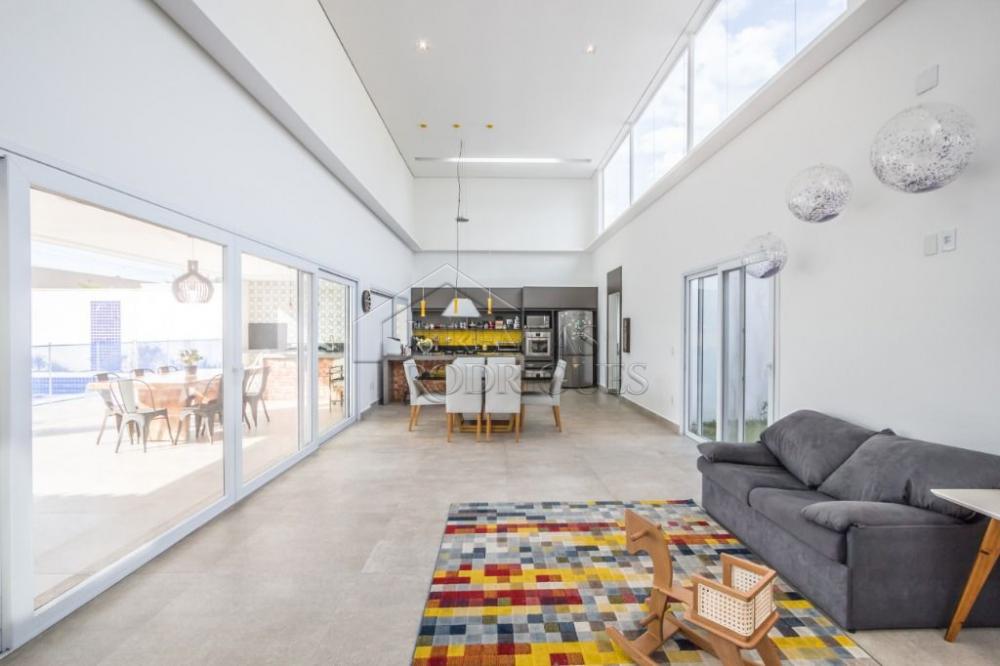 Casa à venda por R$ 2.700.000,00 - Pindamonhangaba/SP