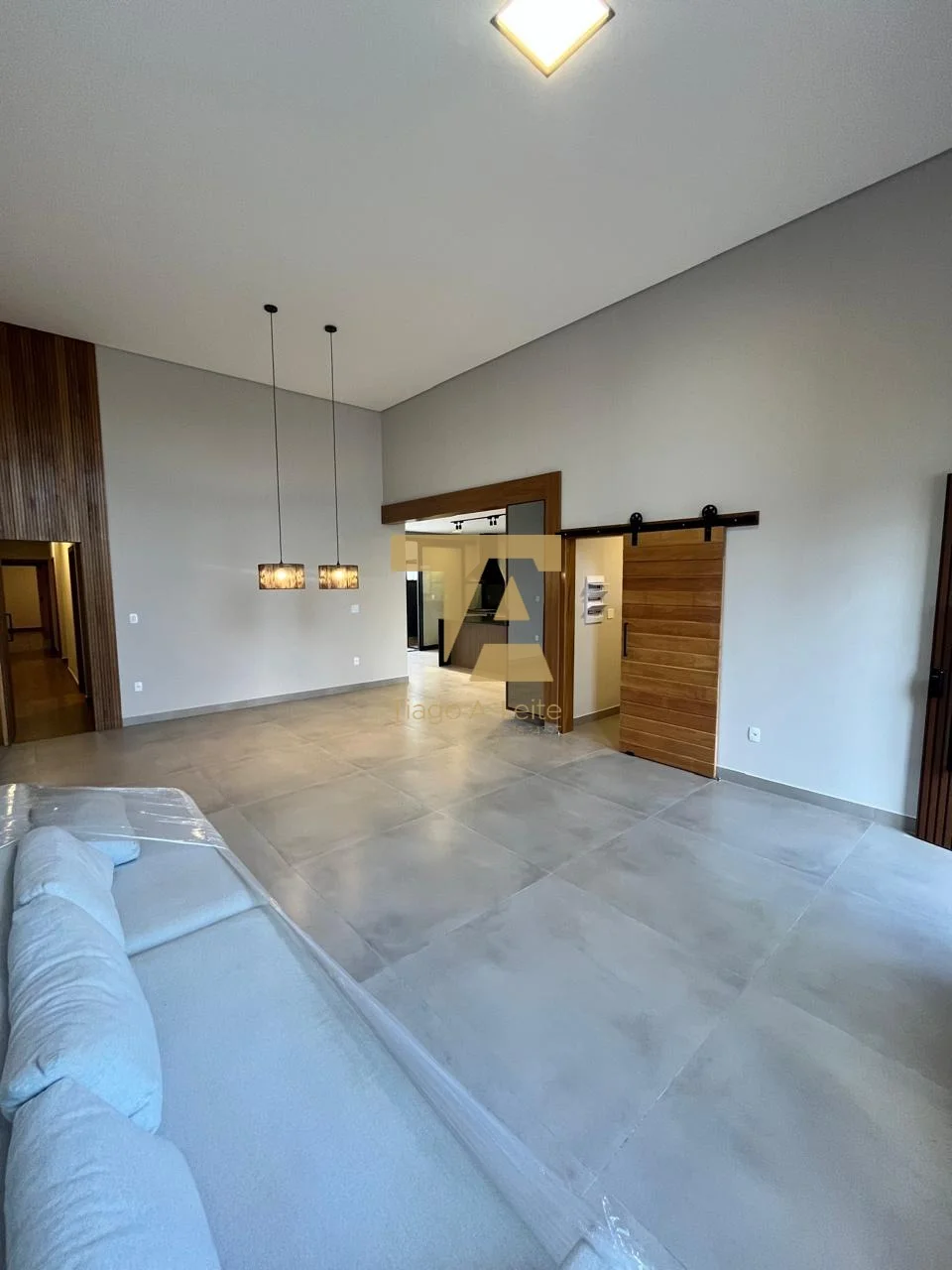 Casa Térrea à Venda no Condomínio Pérola do Vale Tremembé – 3 Suítes, Piscina e Alto Padrão no Vale do Paraíba