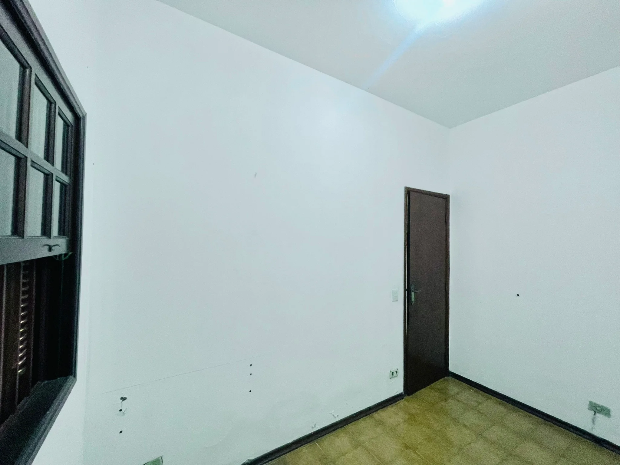 Casa para venda e locação no bairro Jardim das Nações em Taubaté/SP. 