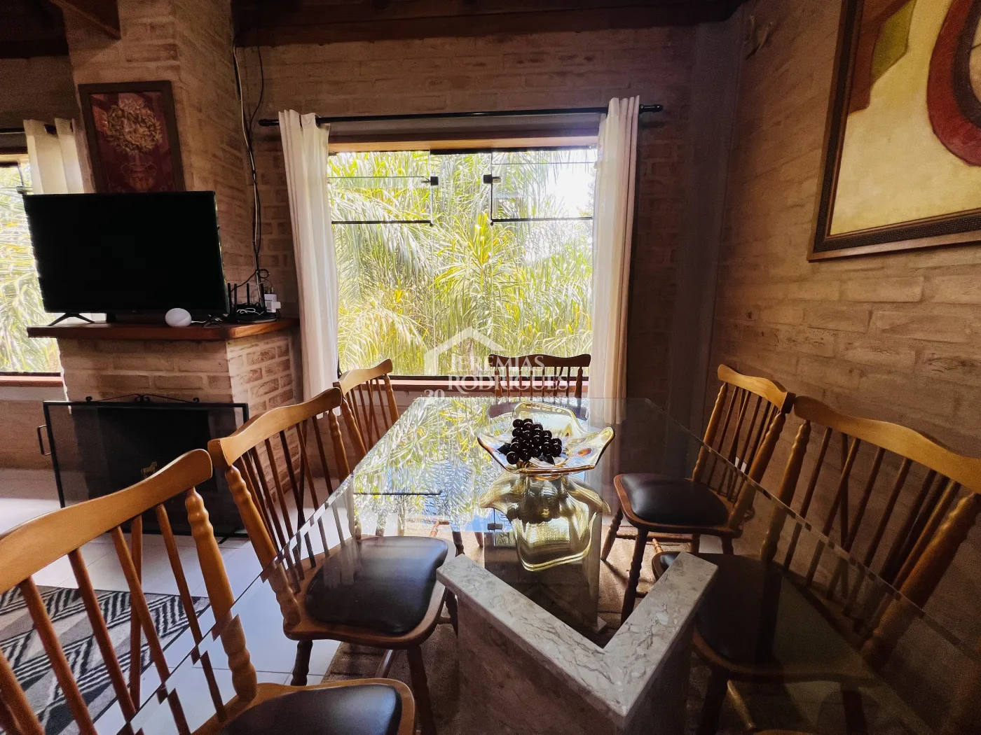 Chácara com 2 casas e 7 suítes - Loteamento Cortina D´Ampezzo - Santo Antônio do Pinhal/SP