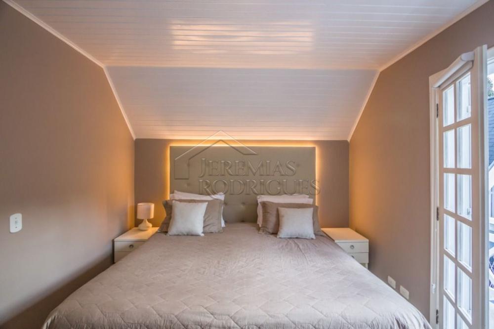 Casa à venda por R$ 3.200.000,00 - Campos do Jordão/SP