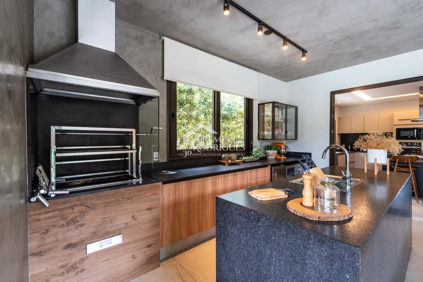 Casa para venda com 4 suítes no Condomínio Fazenda Dona Carolina em Itatiba/SP