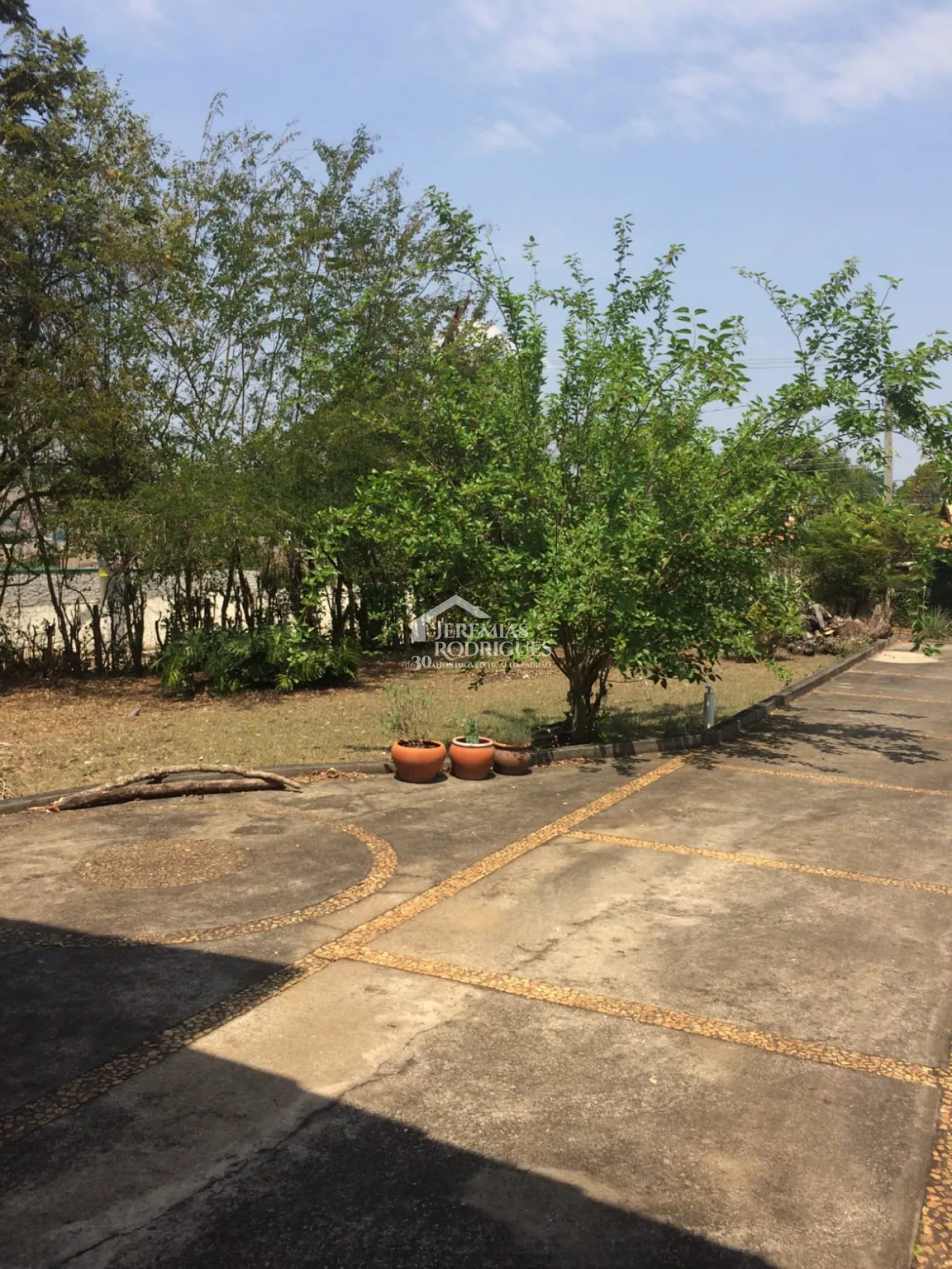 Oportunidade! Casa com 3 dormitórios no Condomínio Chácaras Cataguá em Taubaté/SP