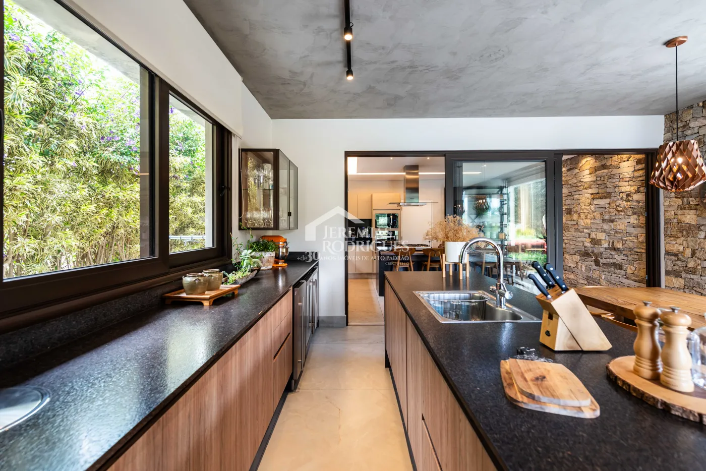 Casa para venda com 4 suítes no Condomínio Fazenda Dona Carolina em Itatiba/SP