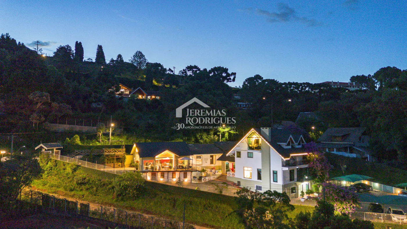 Pousada com 729 m² - Campos do Jordão/SP.
