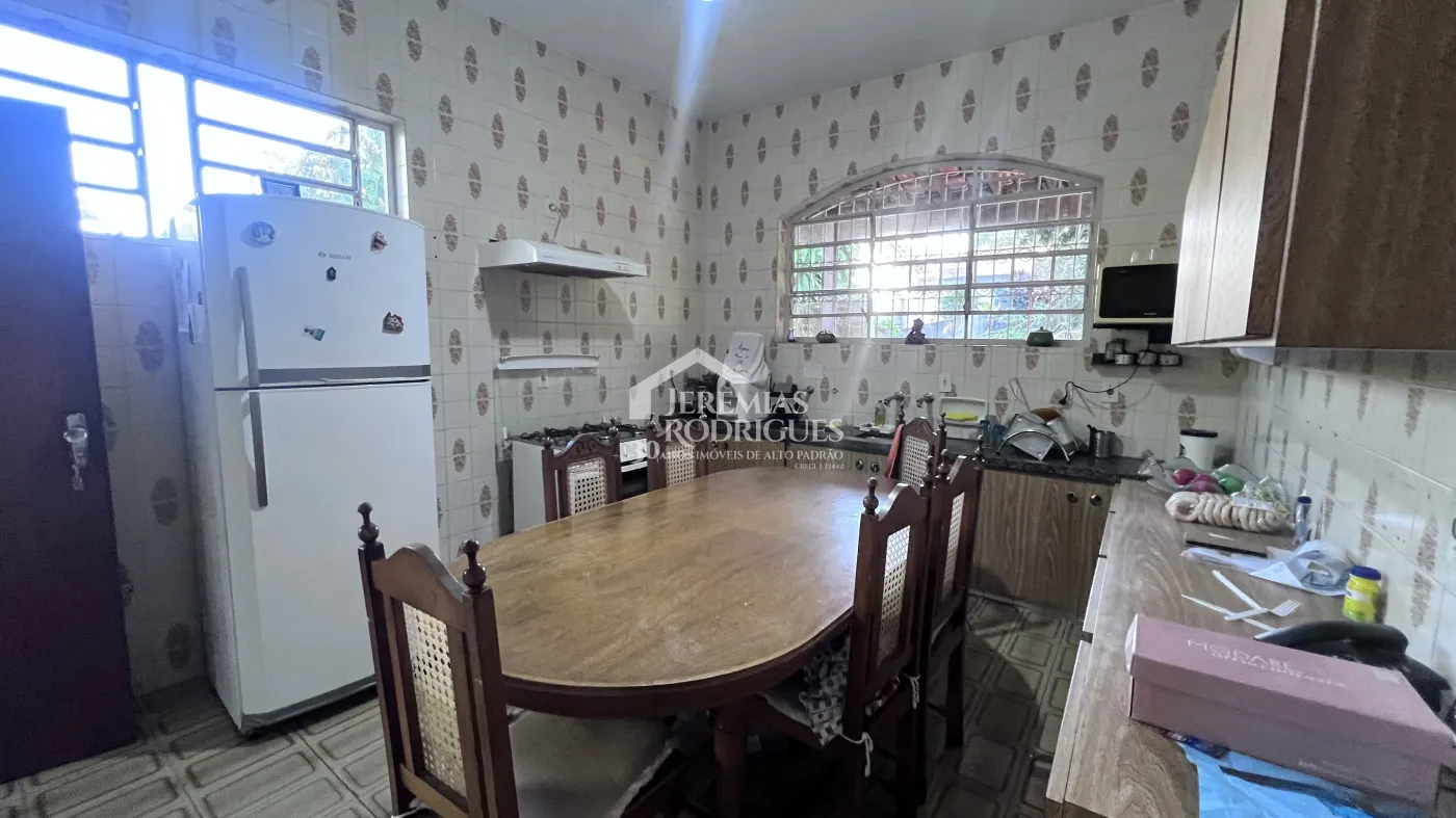 Chácara com 12 dormitórios, 900 m² - Guedes - Tremembé/SP