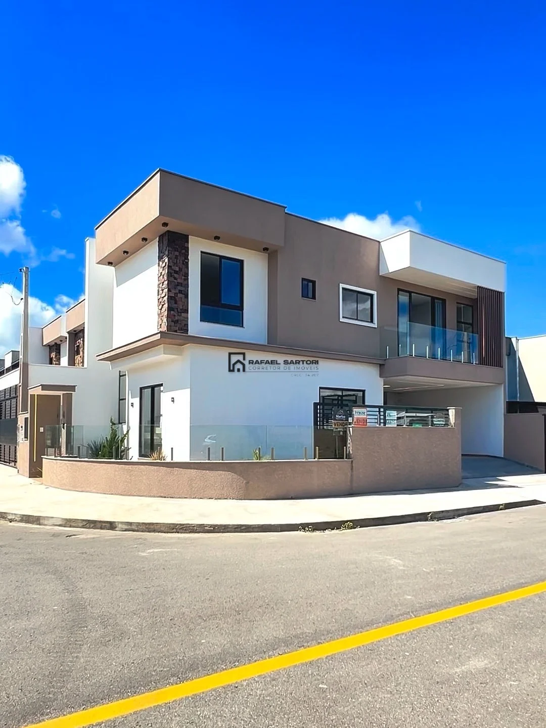 GEMINADO AMPLO COM 03 QUARTOS — foto 14