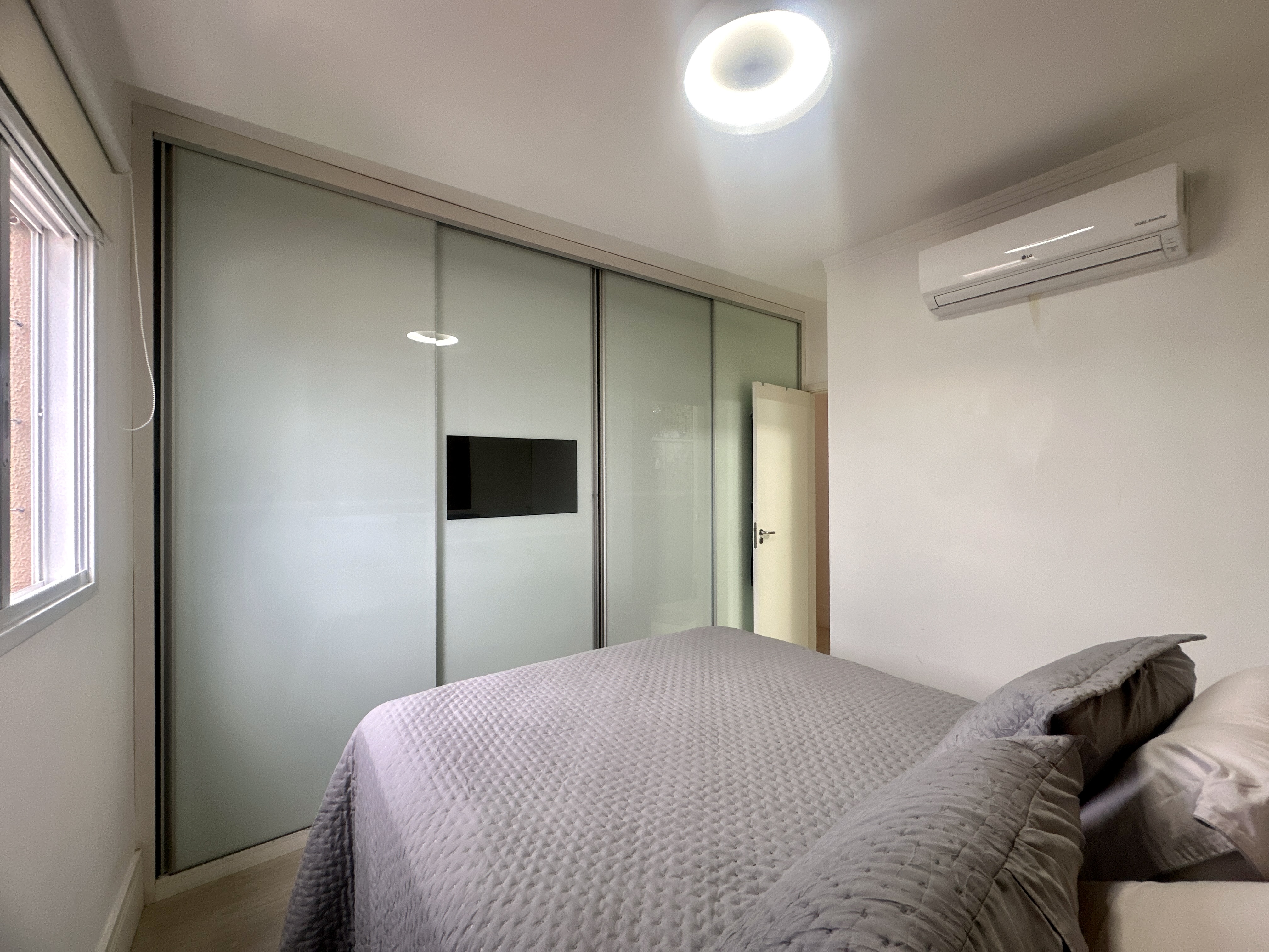 Apartamento à venda com 2 dormitórios, 82 m² no Condomínio Cyan Boulevard das Águas em Taubaté/SP.