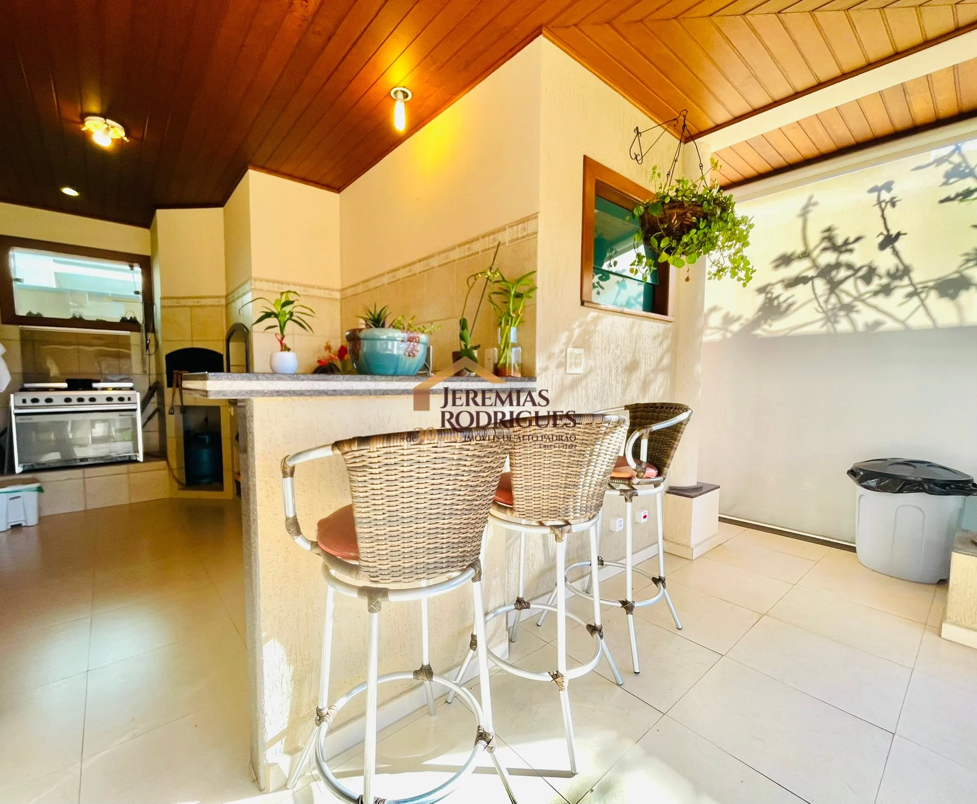 Casa para locação e venda no Taubaté Village em Taubaté/SP.