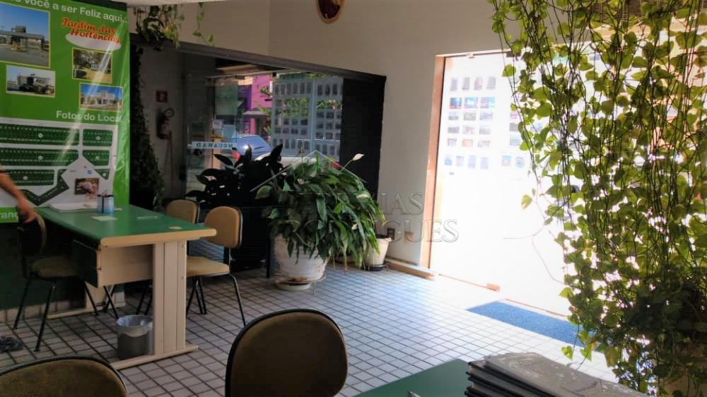 Ponto comercial para venda e locação no Centro em Taubaté/SP. 