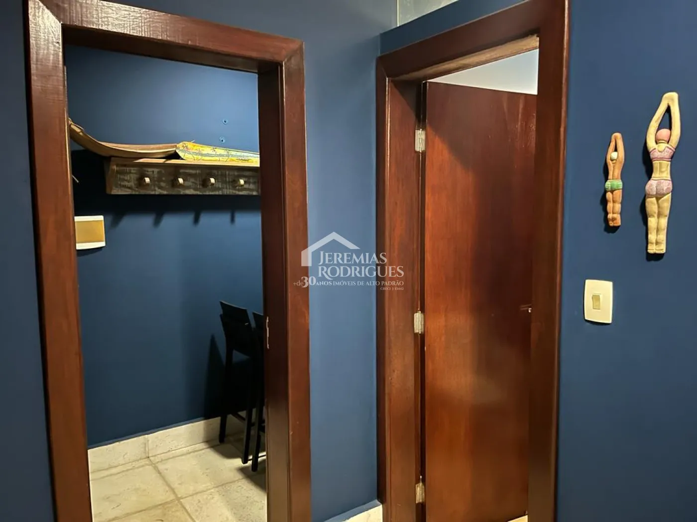 Casa com 3 dormitórios, 480 m² - Jardim Residencial Doutor Lessa - Pindamonhangaba/SP.