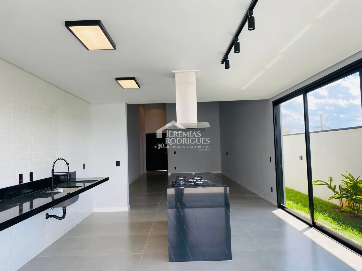 Casa de 360 m² à venda por R$ 1.180.000,00 - Taubaté/SP