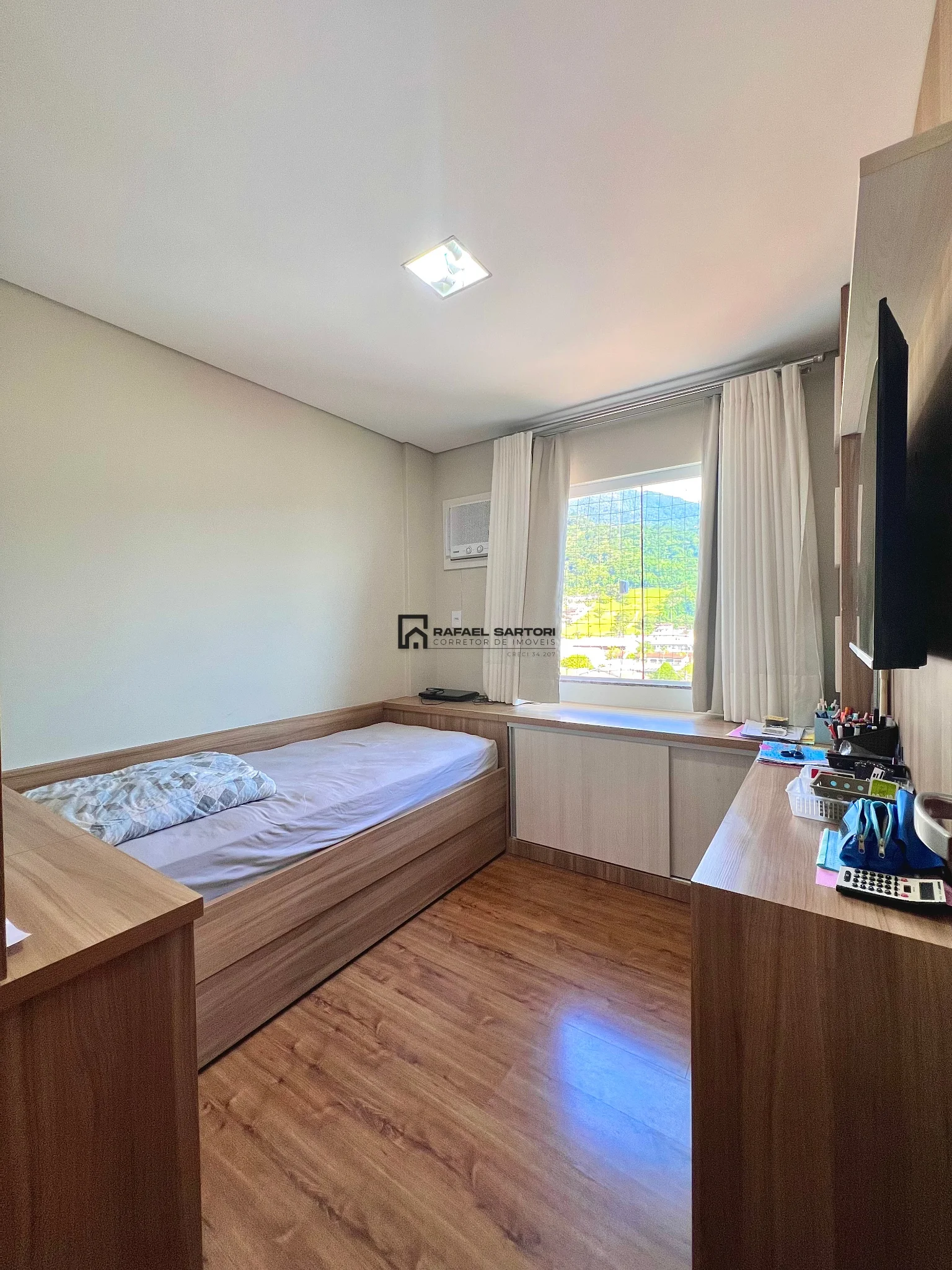 APARTAMENTO 03 QUARTO NA ILHA DA FIGUEIRA