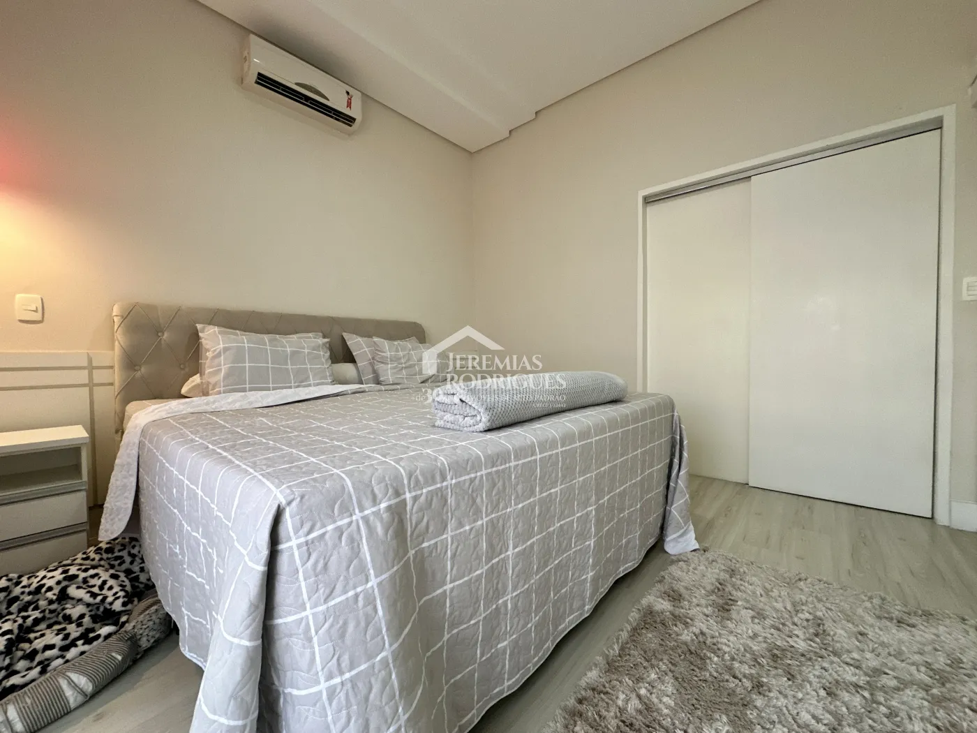Casa à venda com 3 dormitórios no Condomínio Campos do Conde I em Tremembé/SP