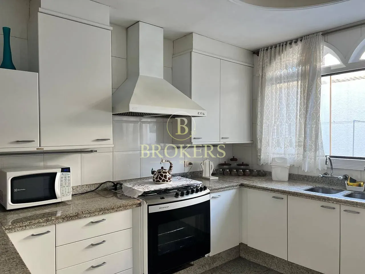 Exclusividade e lazer absoluto no Park Palace: Mansão com 8 suítes, boate privativa e 1.358m² na Ba — foto 17