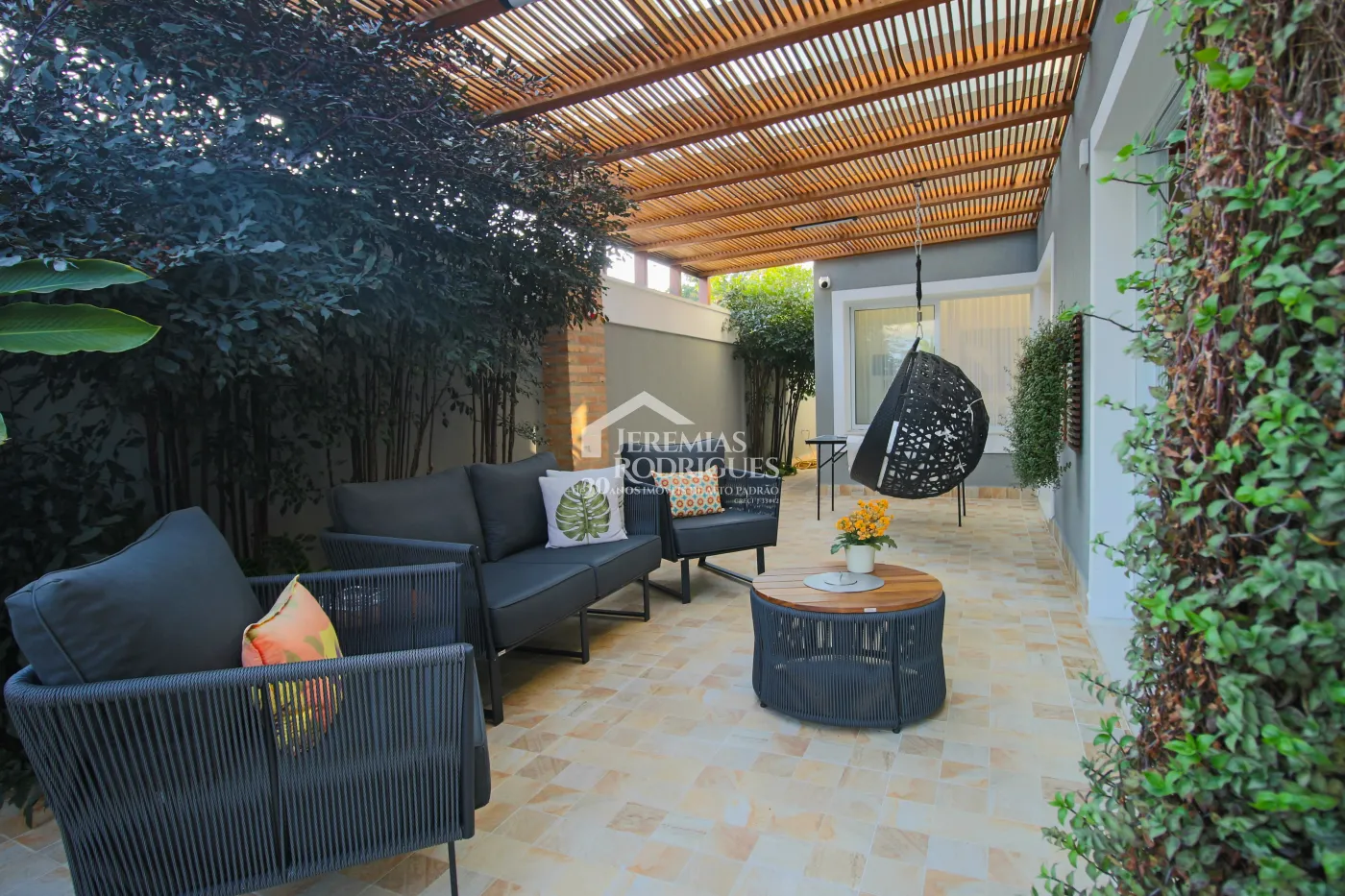 Casa com 3 suítes, 342 m² - Condomínio Taubaté Village - Taubaté/SP.