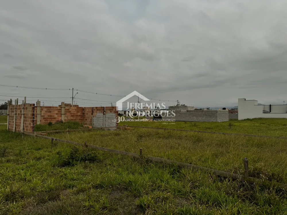 Terreno com 175 m² - Condomínio Bosque da Imperatriz- Pindamonhangaba/SP.