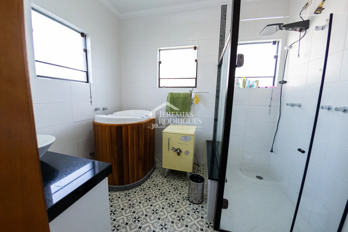 Casa à venda no Condomínio Colonial Village I em Pindamonhangaba/SP