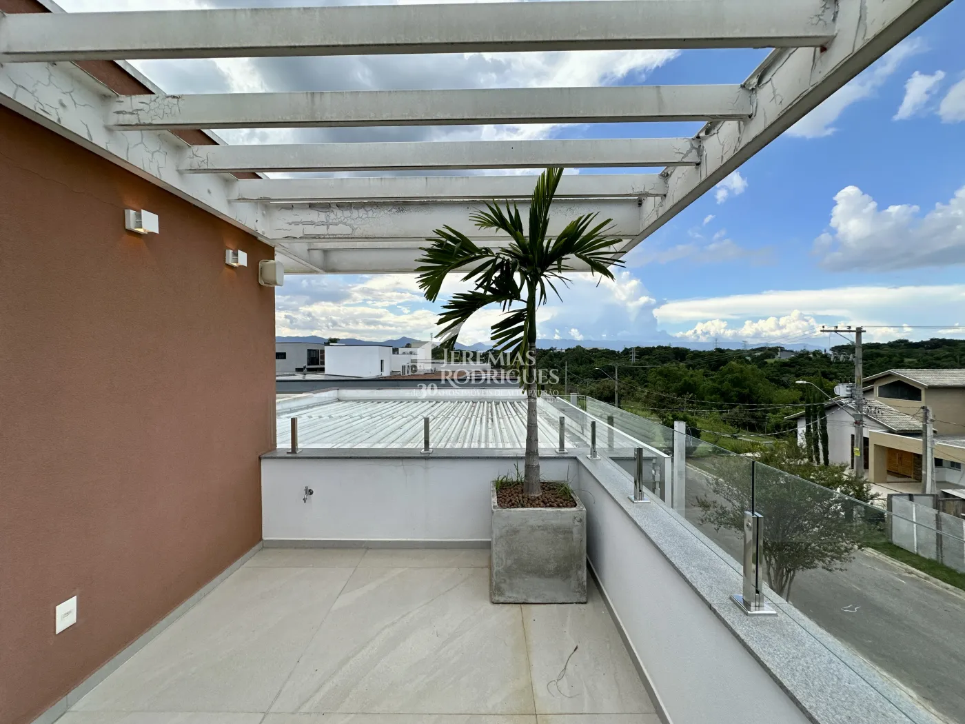 Casa à venda no Condomínio Residencial Terras de San Marco em Taubaté/SP.