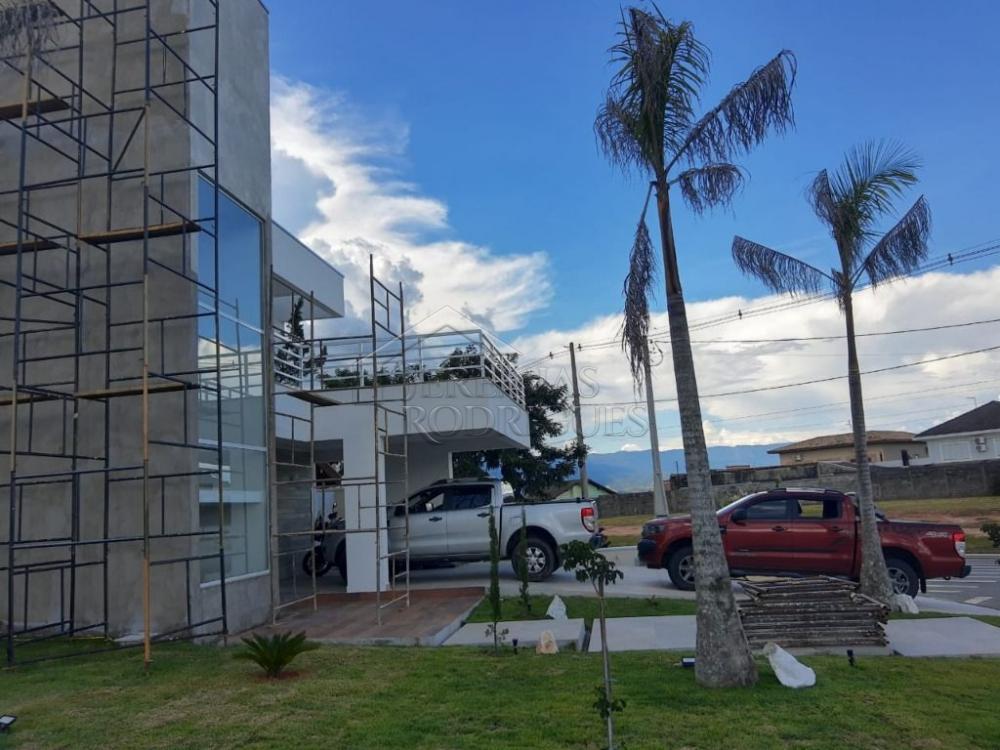 Casa à venda por R$ 1.700.000,00 - Pindamonhangaba/SP