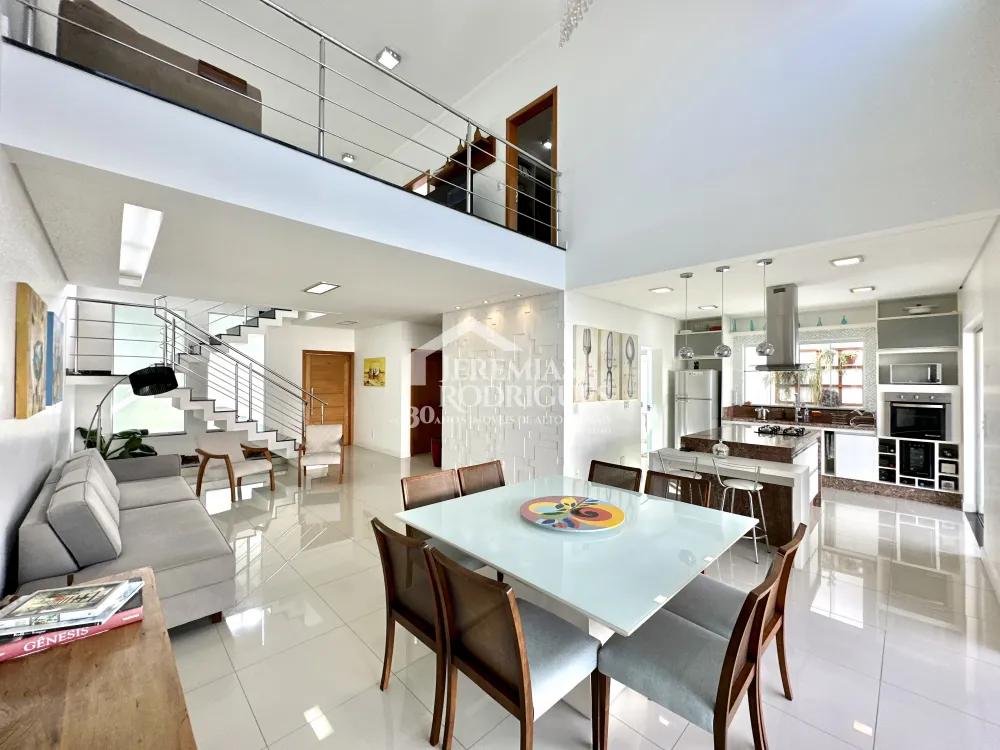 Casa mobiliada para locação no Condomínio Campos do Conde I em Tremembé/SP. 