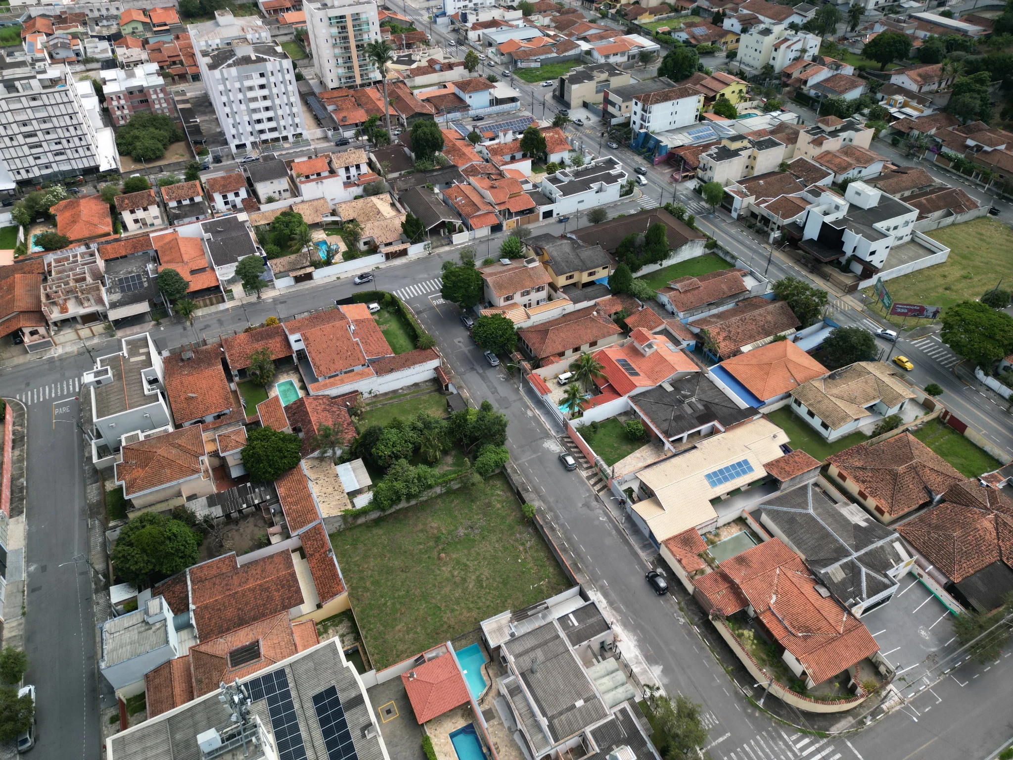 Terrenos à venda, 796,50 m² no Bairro São Benedito em Pindamonhangaba/SP