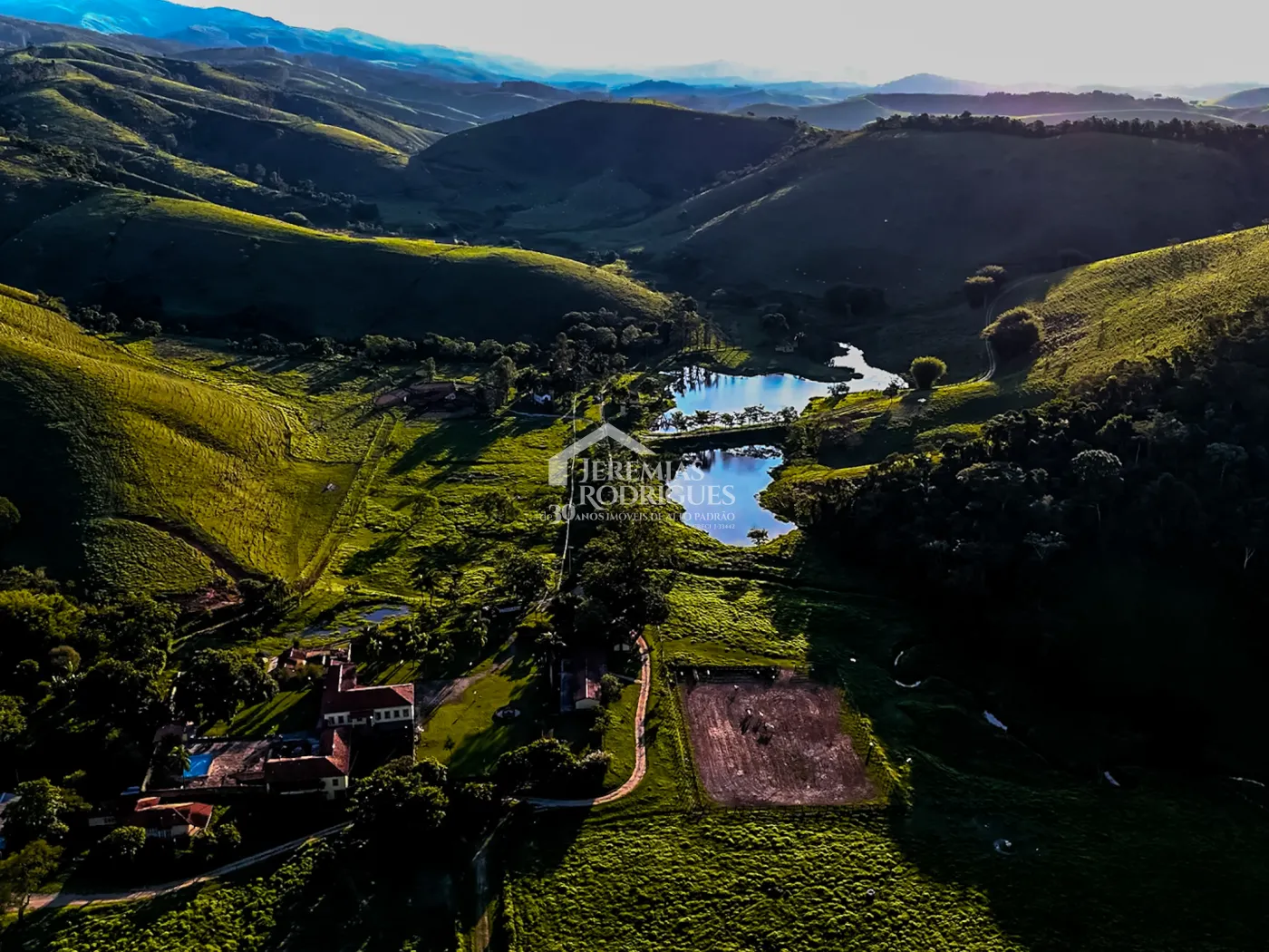 Fazenda à venda com 919,6 hectares em Cachoeira Paulista/SP.