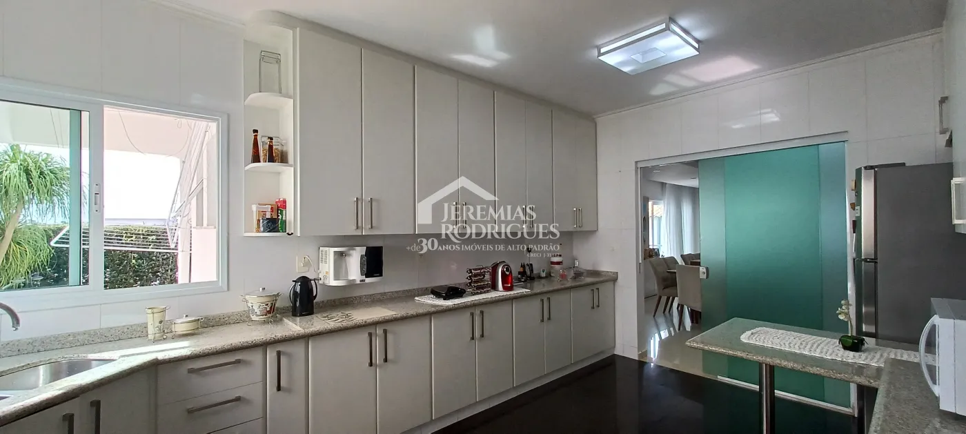 Casa disponível para venda e locação no Condomínio Colonial Village I em Pindamonhangaba/SP