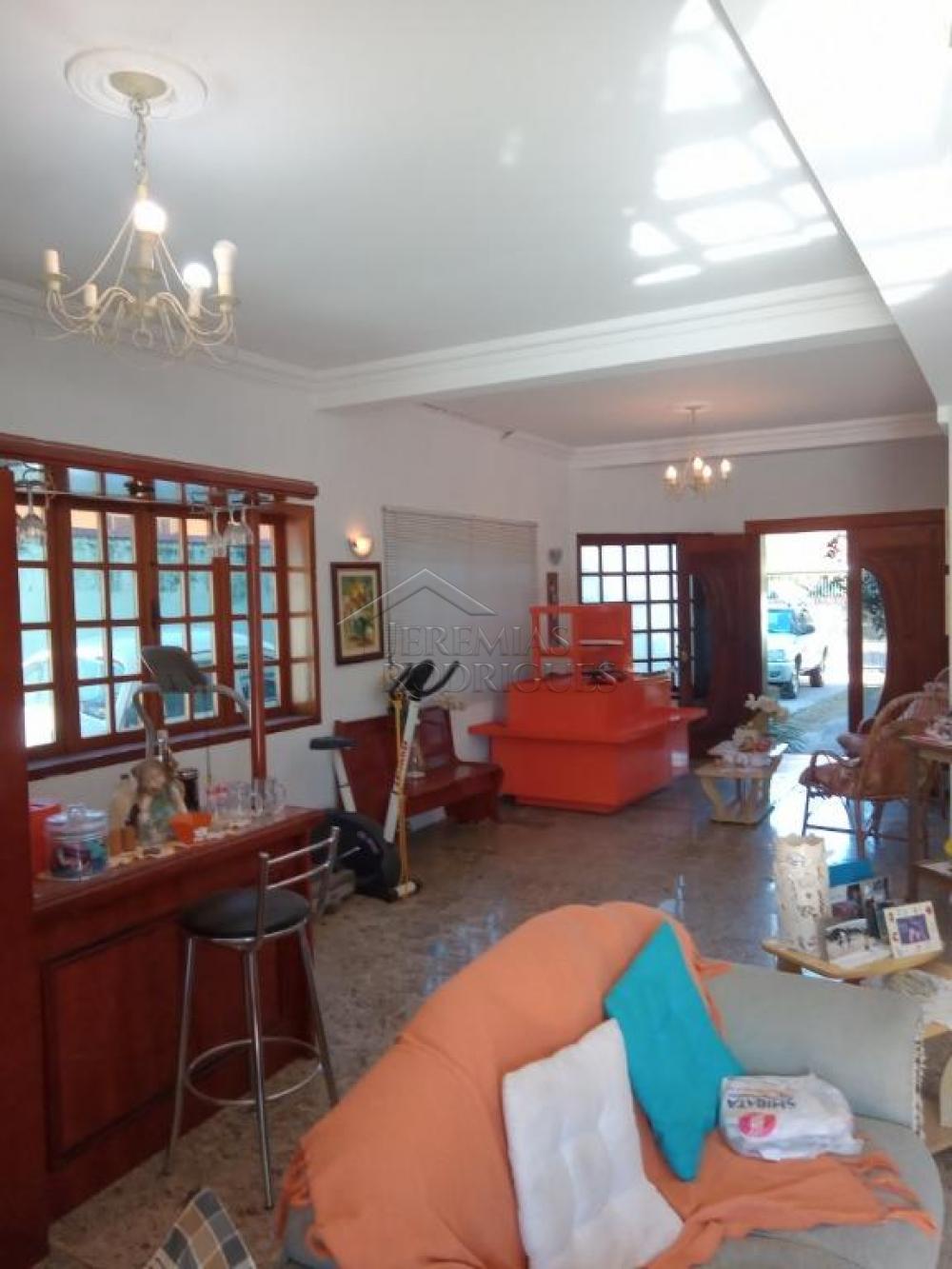 Casa com 4 quartos, 274 m² - Lessa - Pindamonhangaba/SP