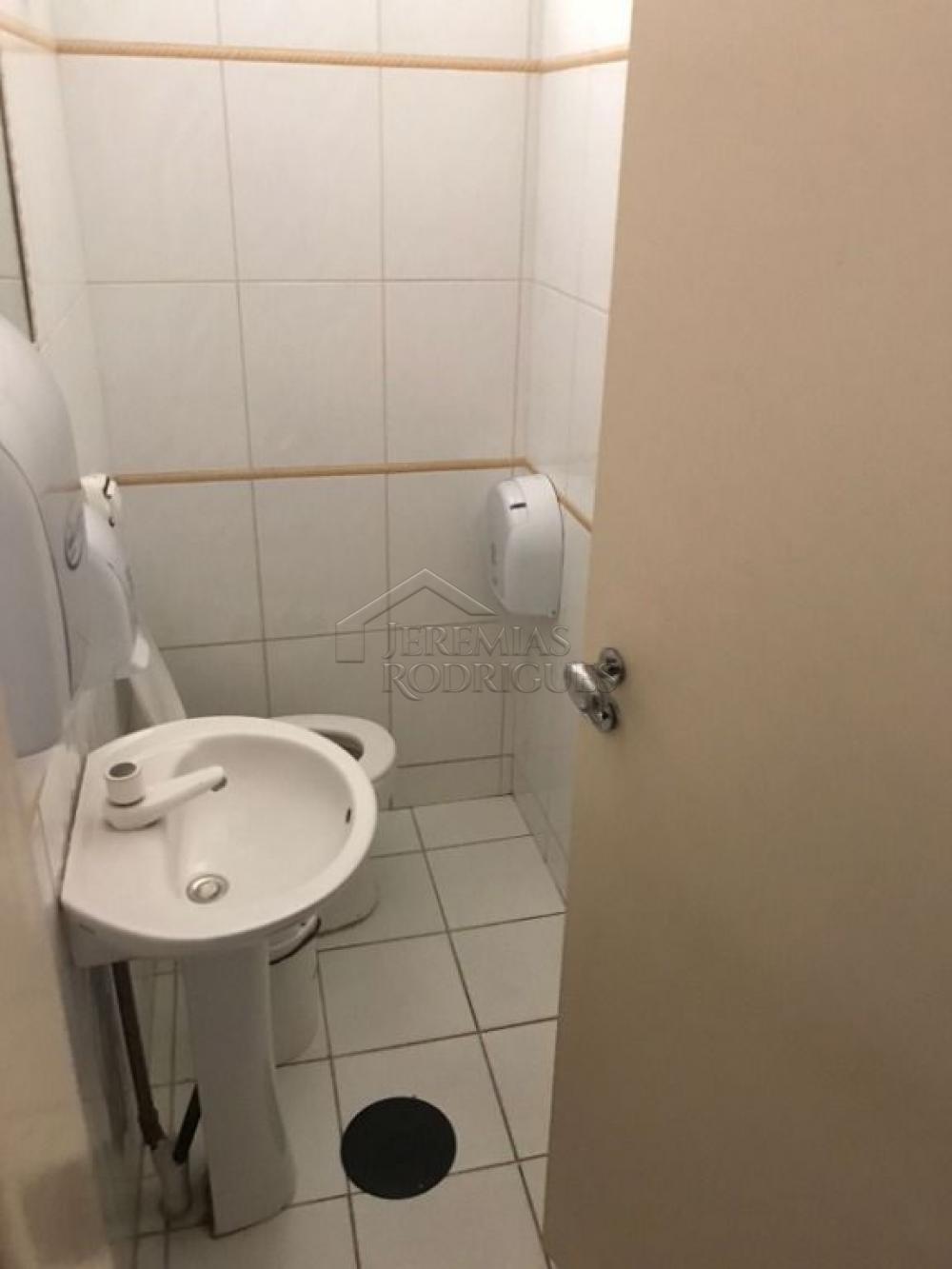 Comercial comercial à venda por R$ 3.000.000,00 - Taubaté/SP