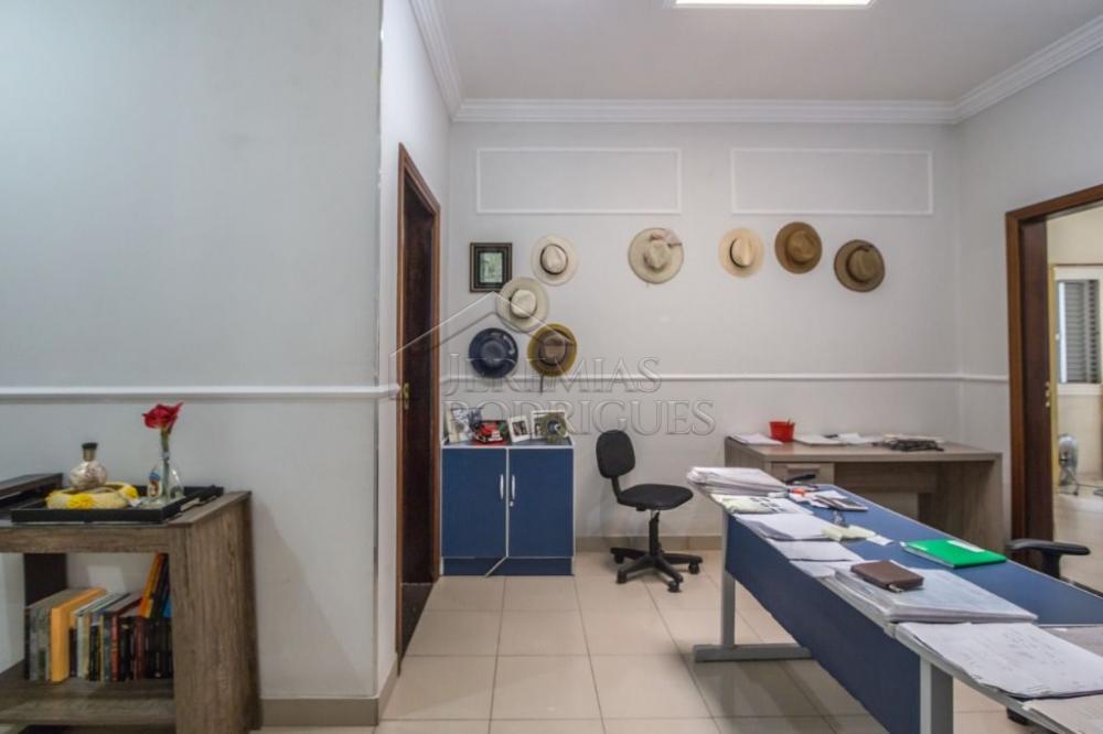 Casa à venda por R$ 2.500.000,00 - Pindamonhangaba/SP