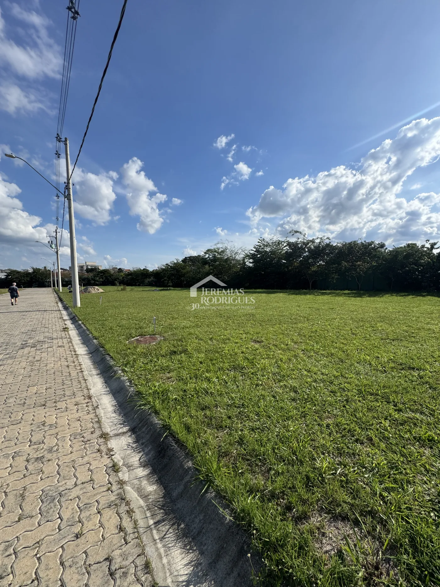 Terreno à venda com 250 m² no Condomínio Jardim Secreto em Tremembé/SP