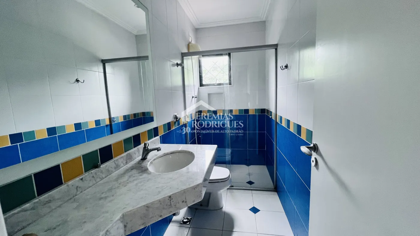 Casa com 8 dormitórios, 900 m² - Condomínio Portal da Serra - Taubaté/SP