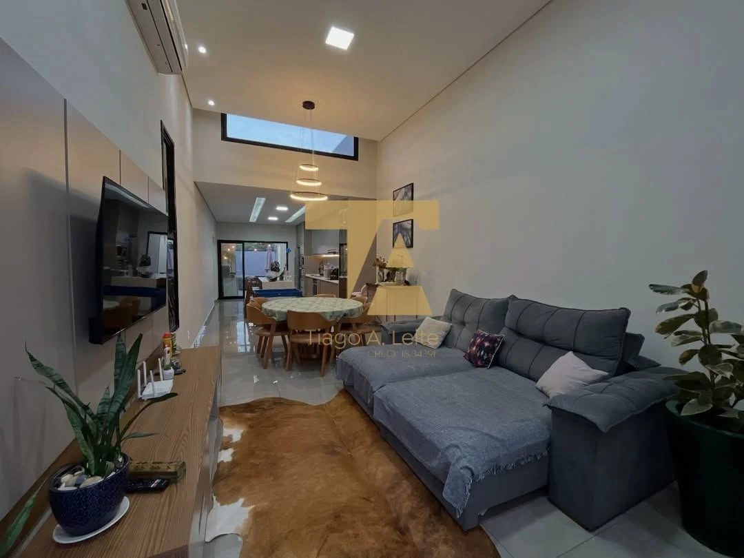 Casa Térrea com Planejados no Condomínio Vila Romana - 3 Qts — foto 1